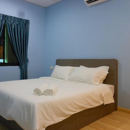Eiman Homestay, Keluang Exteriér fotografie