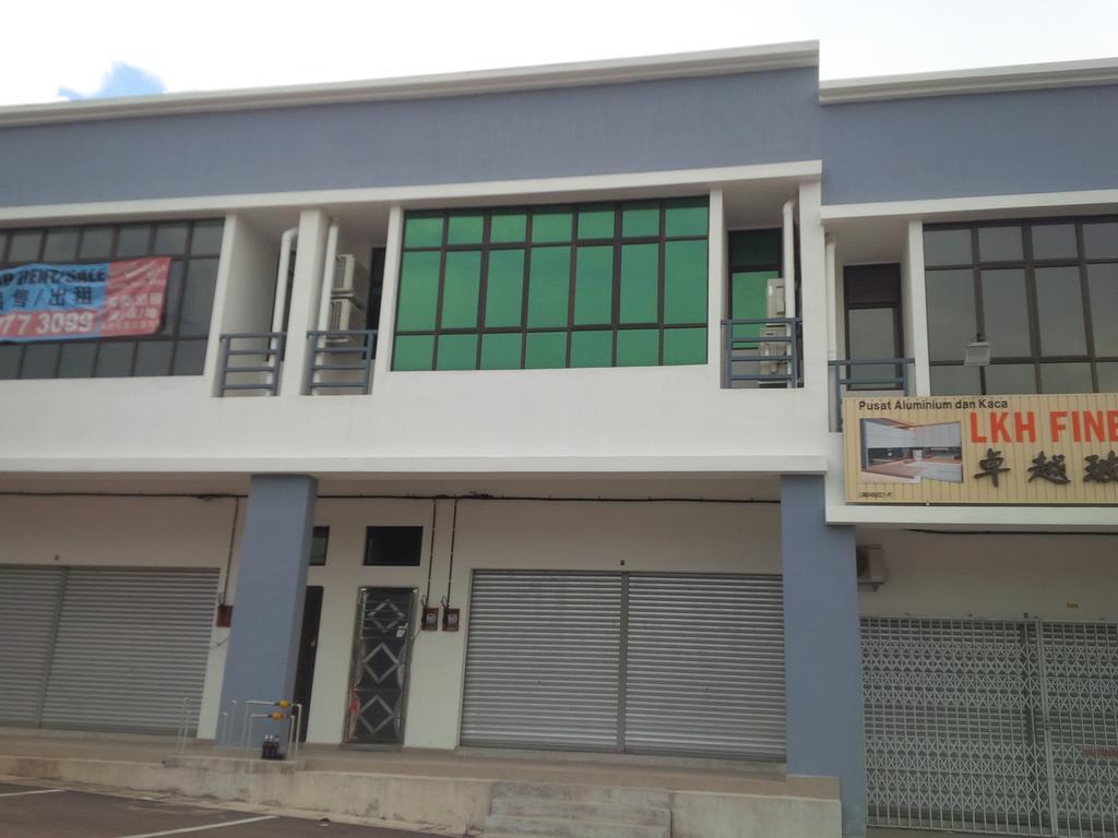 Eiman Homestay, Keluang Exteriér fotografie